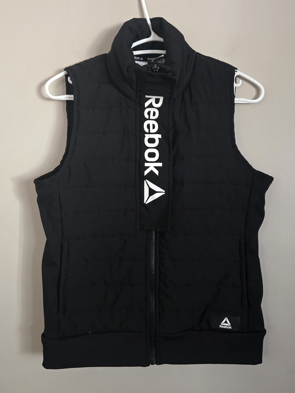 Reebok Womens Logo Black Quilted Puffer Vest Large Top